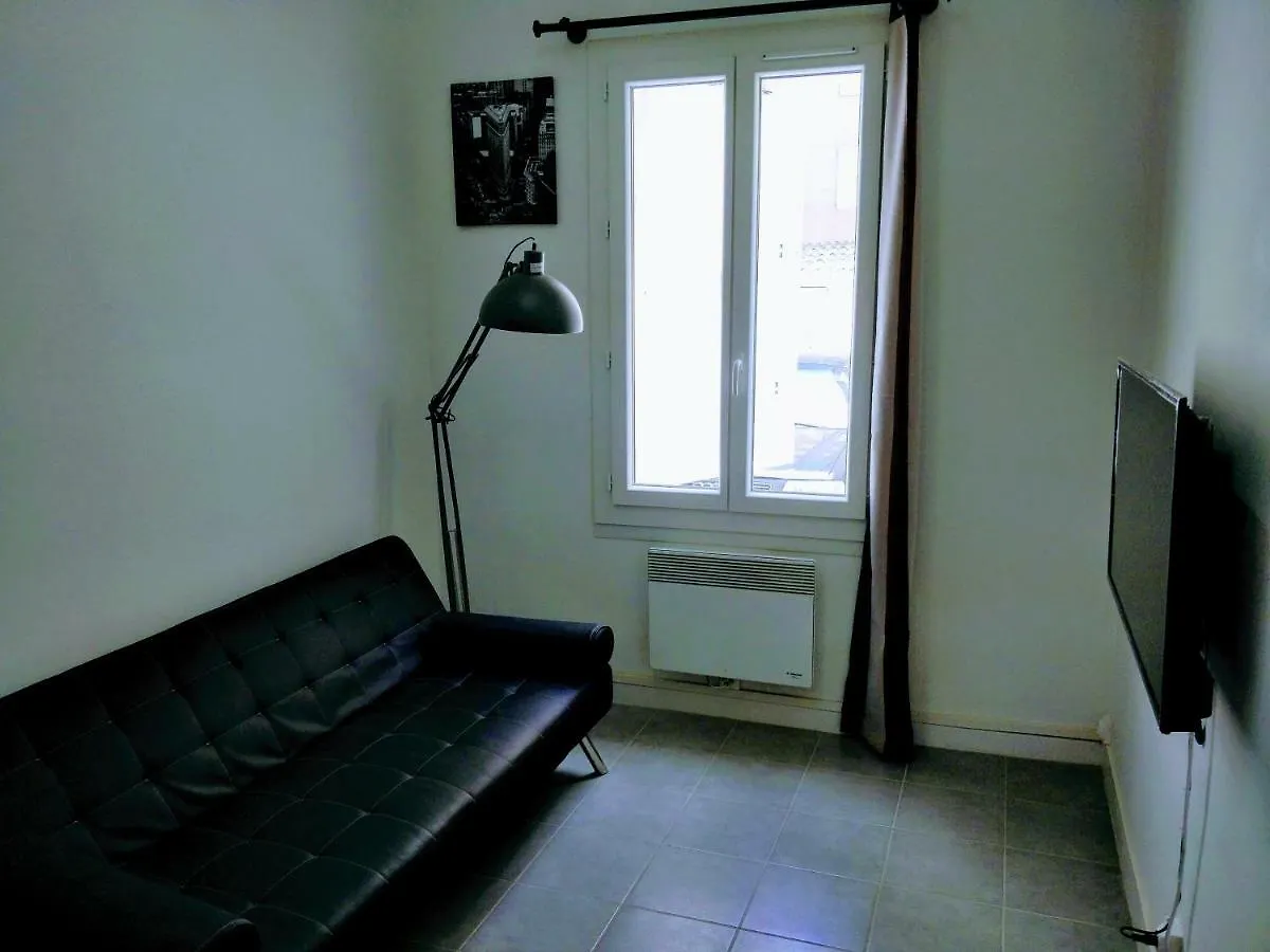 Studio Malpasse Mezzanine A 5 Min Du Metro Apartment Marseille France